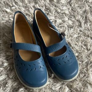 Womens Comfortable Shoe